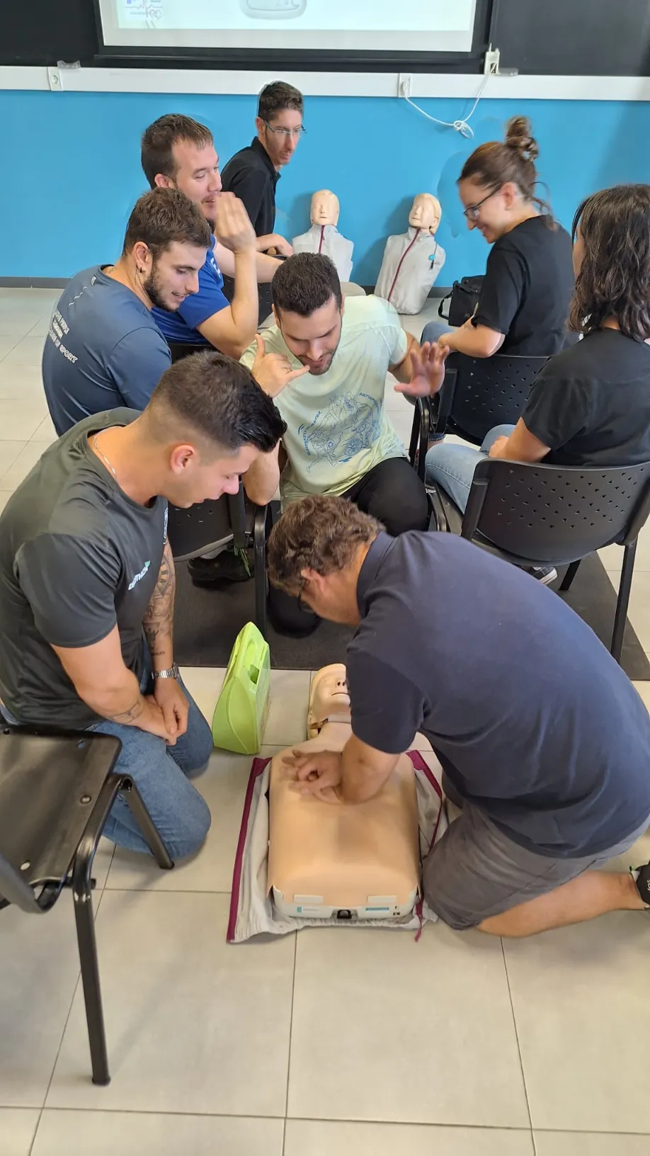Curso de SVB y DESA impartido hoy martes 26 a trabajadore (6)