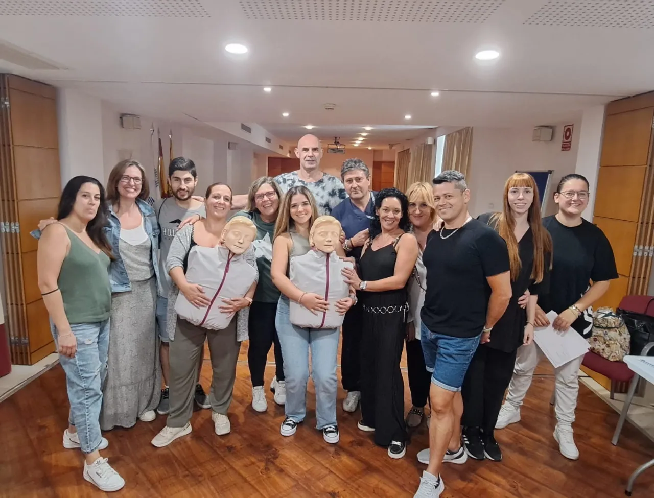 Curso en Soporte Vital Básico para los trabajadores de la Clínica Montpellier de Zaragoza